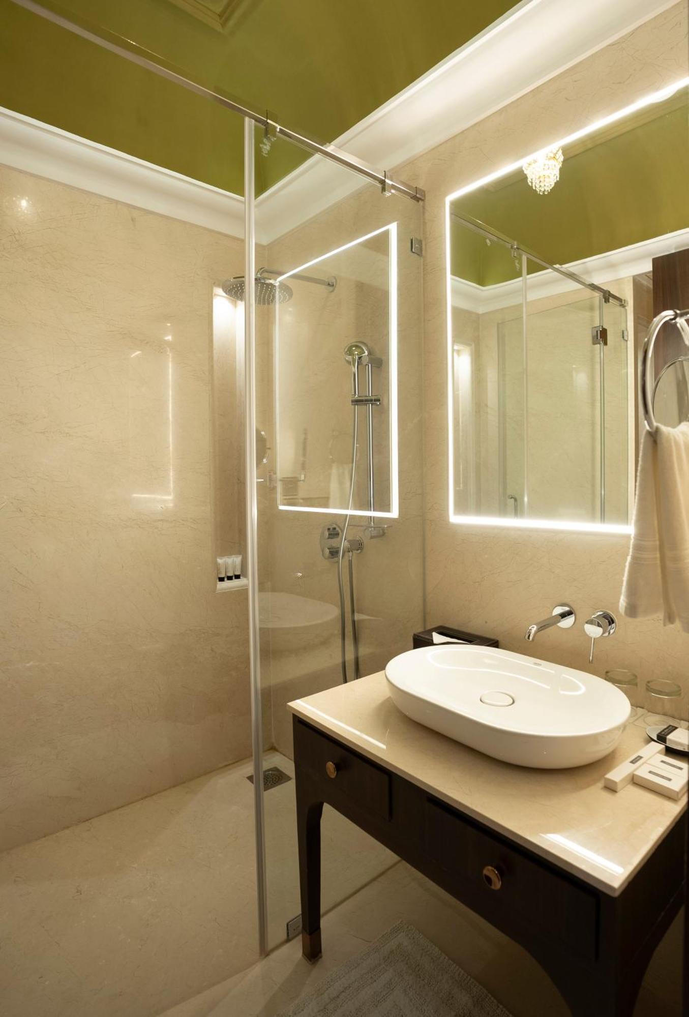Imperial Goa Hotel กัวเก่า ภายนอก รูปภาพ